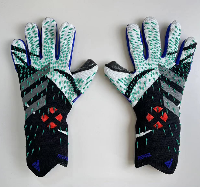 Luva de goleiro Adidas