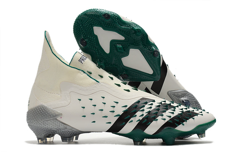 Chuteira Adidas Predator Freak.1 FG - Campo