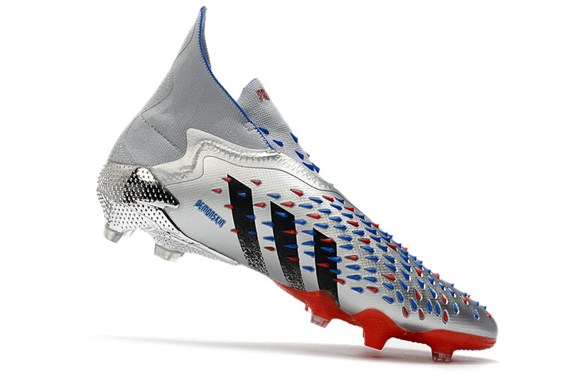 Chuteira Adidas Predator Freak.1 FG - Campo