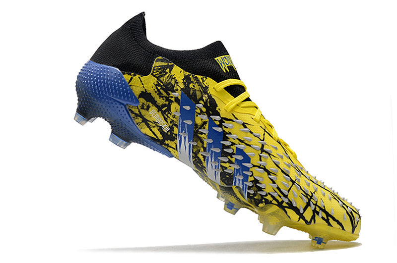 Chuteira Adidas Predator Freak.1 Low FG - Campo