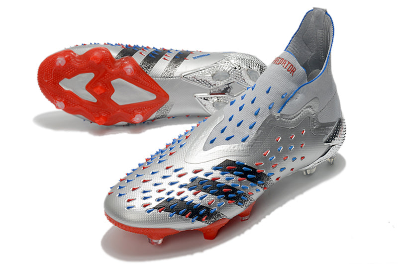 Chuteira Adidas Predator Freak.1 FG - Campo