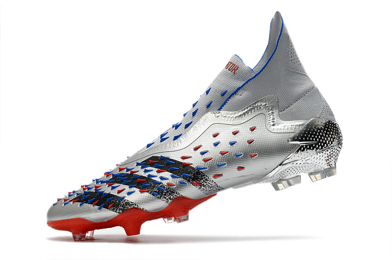 Chuteira Adidas Predator Freak.1 FG - Campo