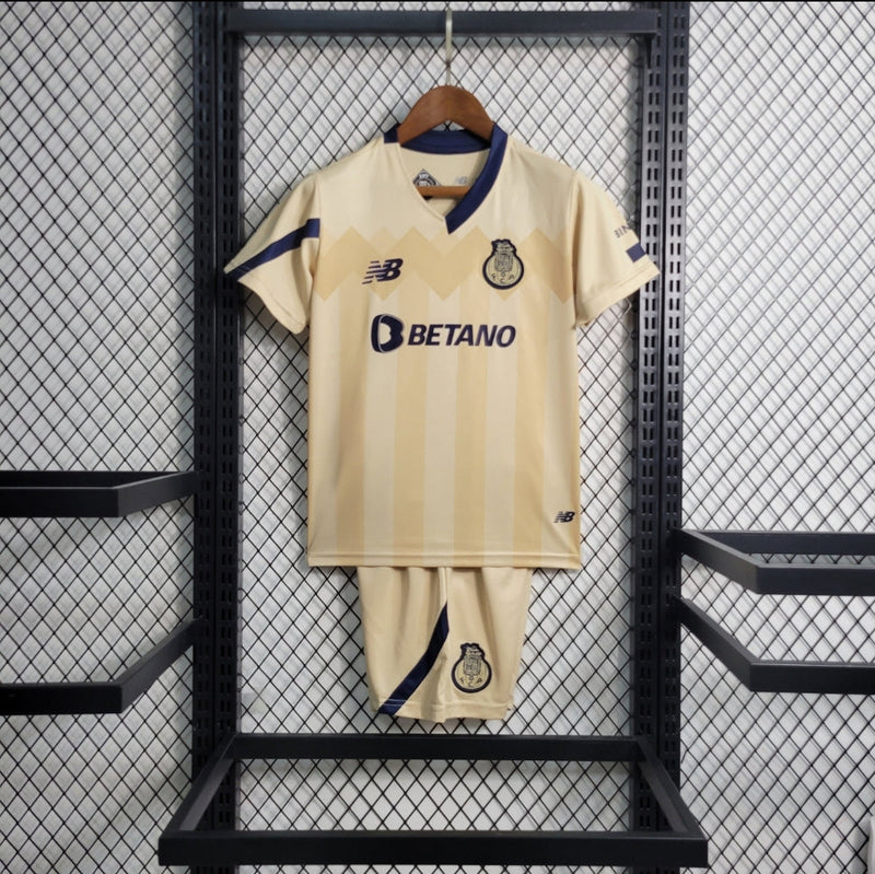 Kit infantil Porto ll 23/24 - Bege - New Balance