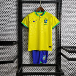 Kit Infantil Seleção Brasileira l 22/23 - Amarelo e Azul - Nike