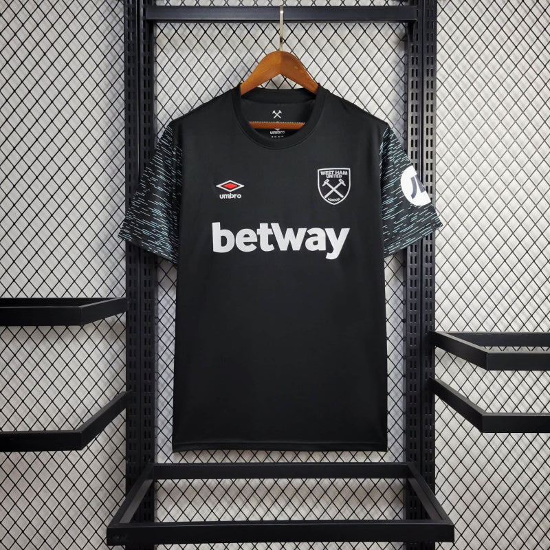 Camisa West Ham lll 24/25 - Preta - Umbro - Masculina