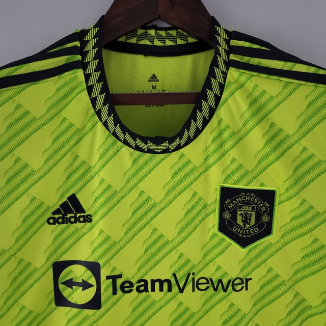 Camisa Manchester United Third 22/23 Torcedor Adidas Feminina - Verde Limão