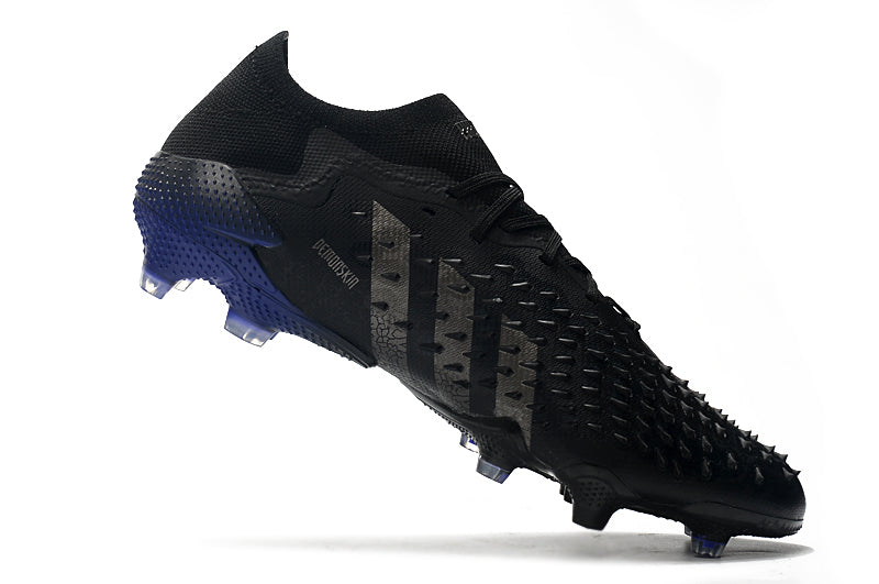 Chuteira Adidas Predator Freak.1 Low FG - Campo