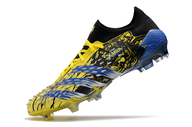 Chuteira Adidas Predator Freak.1 Low FG - Campo