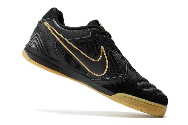 Chuteira Nike SB Gato Futsal